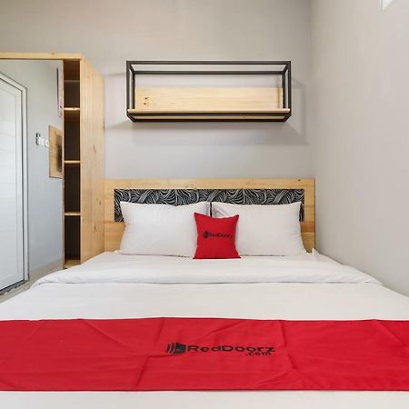 Reddoorz Near Plaza Atrium Senen 호텔 자카르타 외부 사진